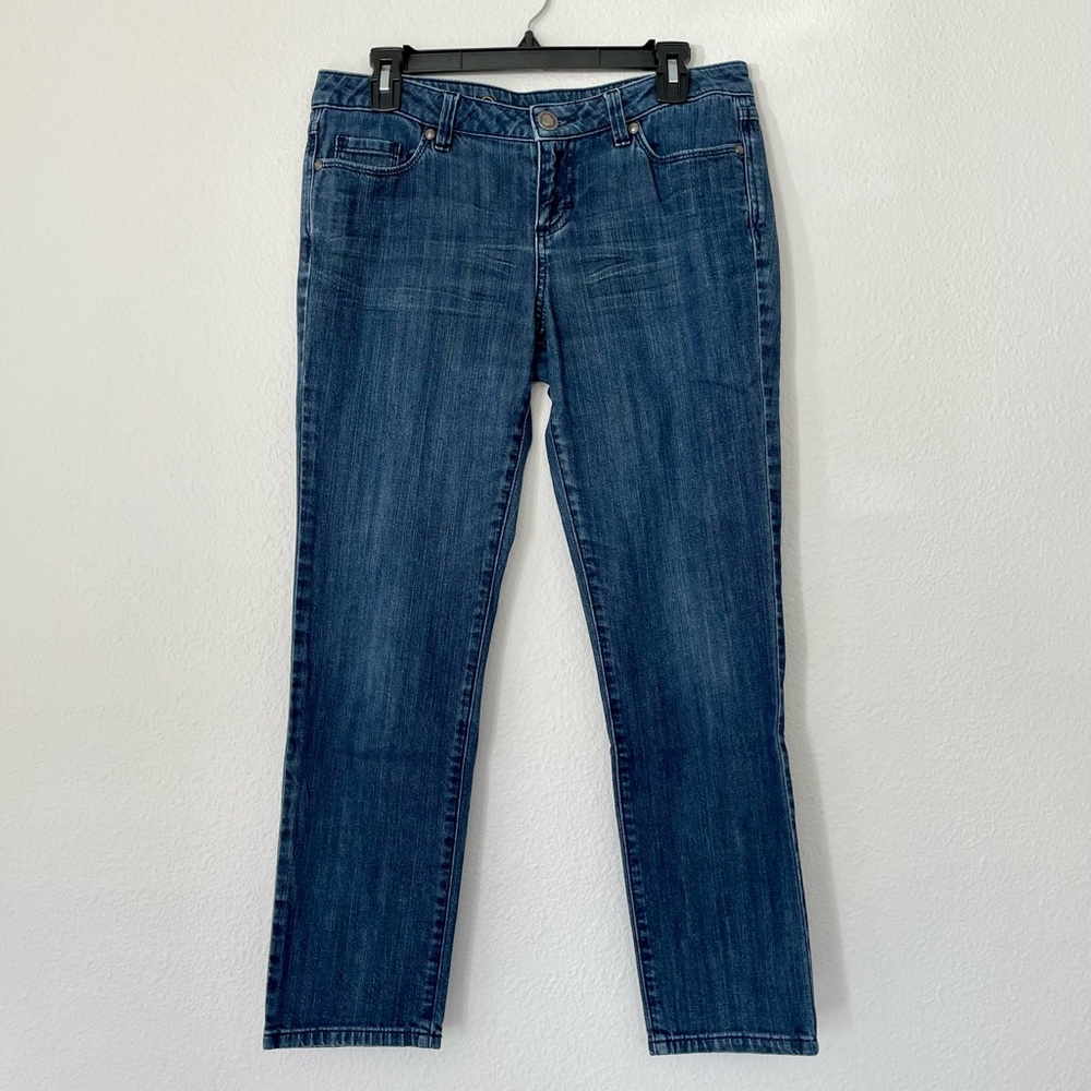 LC Lauren Conrad Medium Rise Straight Leg Medium Wash Blue Jeans